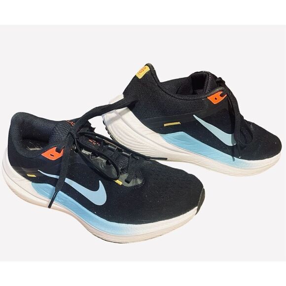 Nike Women’s Running Low Sneakers - Picture 2 of 9